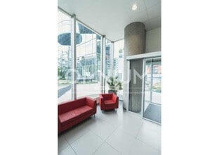 Bureau dans Lyon à louer Hall d’entrée– Image 1 sur 10