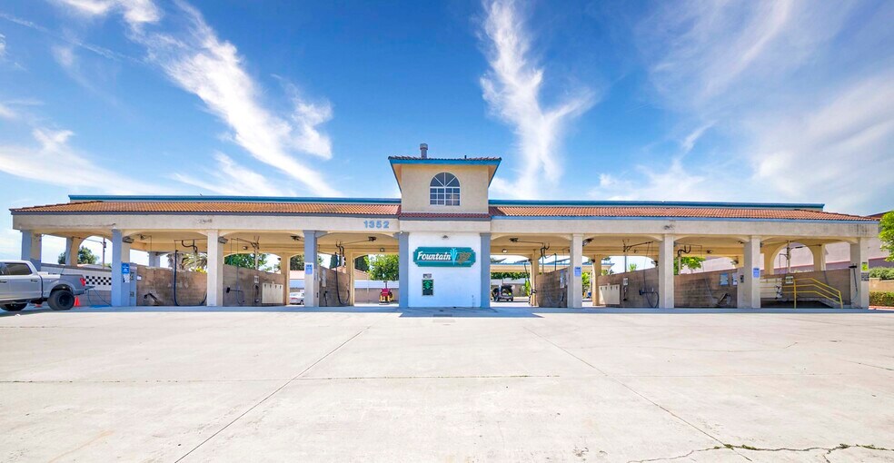 1352 N Santa Fe Ave, Vista, CA à vendre - Photo de l’immeuble – Image 2 sur 19