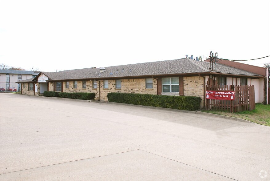 2805 Peavy Rd, Dallas, TX à vendre - Photo principale – Image 1 sur 11