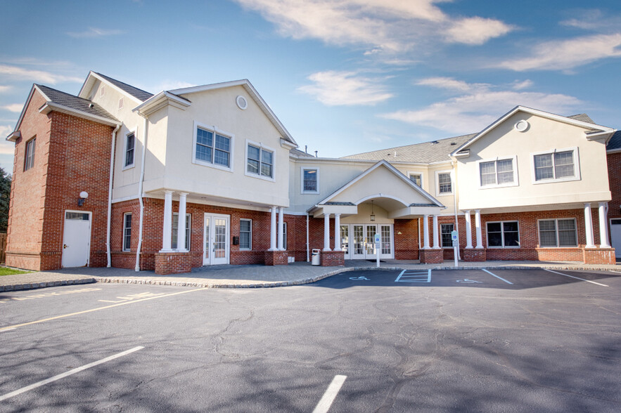33-35 Green Pond Rd, Rockaway, NJ à louer - Photo de l’immeuble – Image 1 sur 5