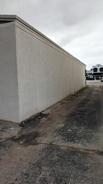 822 SE 8th Ave, Deerfield Beach, FL à vendre - Photo de l’immeuble – Image 3 sur 5