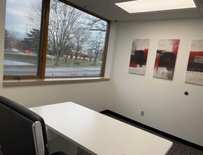 2000 Hogback Rd, Ann Arbor, MI à louer Photo intérieure– Image 1 sur 2