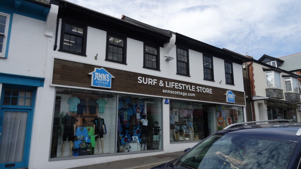35-37 Queen St, Bude à louer - Photo de l’immeuble – Image 3 sur 4