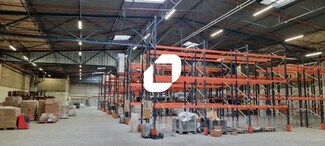 Plus de détails pour Bureau, Local d'activités à louer