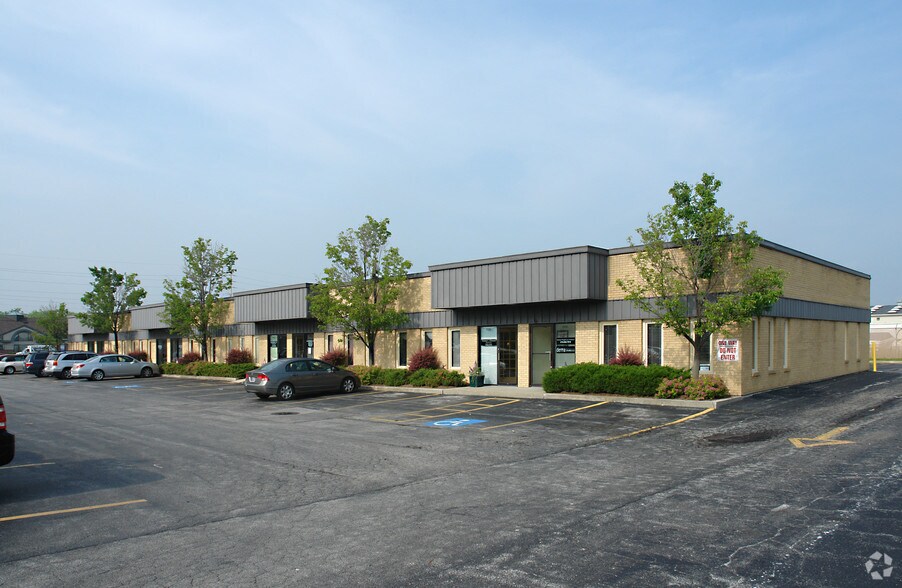 9717-9731 Prairie Ave, Highland, IN à vendre - Photo de l’immeuble – Image 1 sur 6