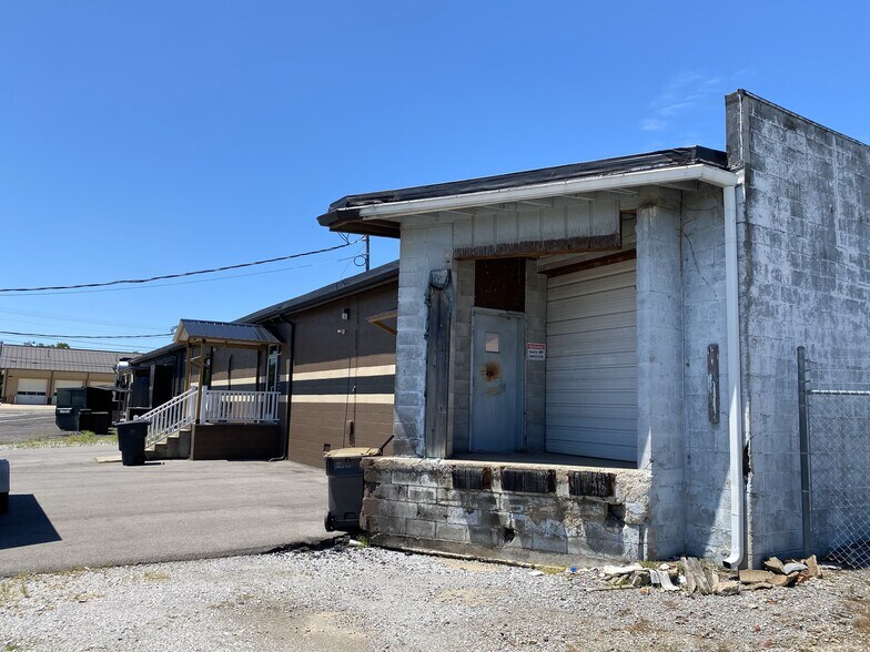 226 Broadway, Hartsville, TN à louer - Photo de l’immeuble – Image 3 sur 4