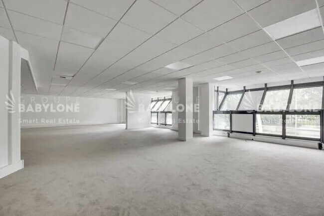 Plus de détails pour Bureau à louer