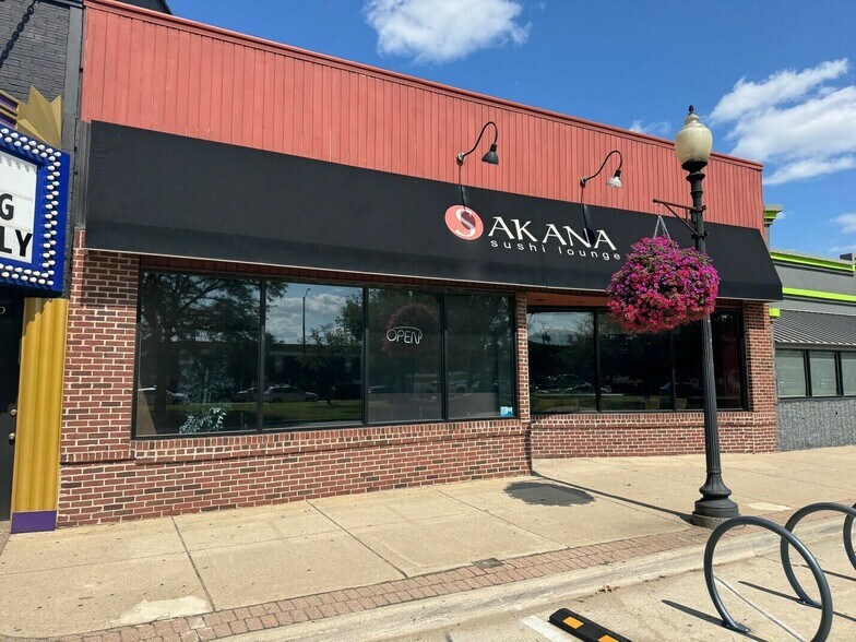 22914 Woodward Ave, Ferndale, MI à vendre - Photo de l’immeuble – Image 2 sur 10