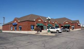 Plus de détails pour 19181 Fifteen Mile Rd, Clinton Township, MI - Local commercial à louer