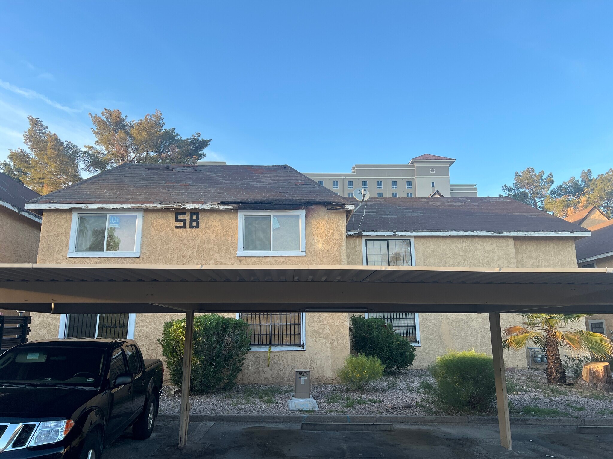 4630 Koval Ln, Las Vegas, NV à vendre Photo principale– Image 1 sur 31