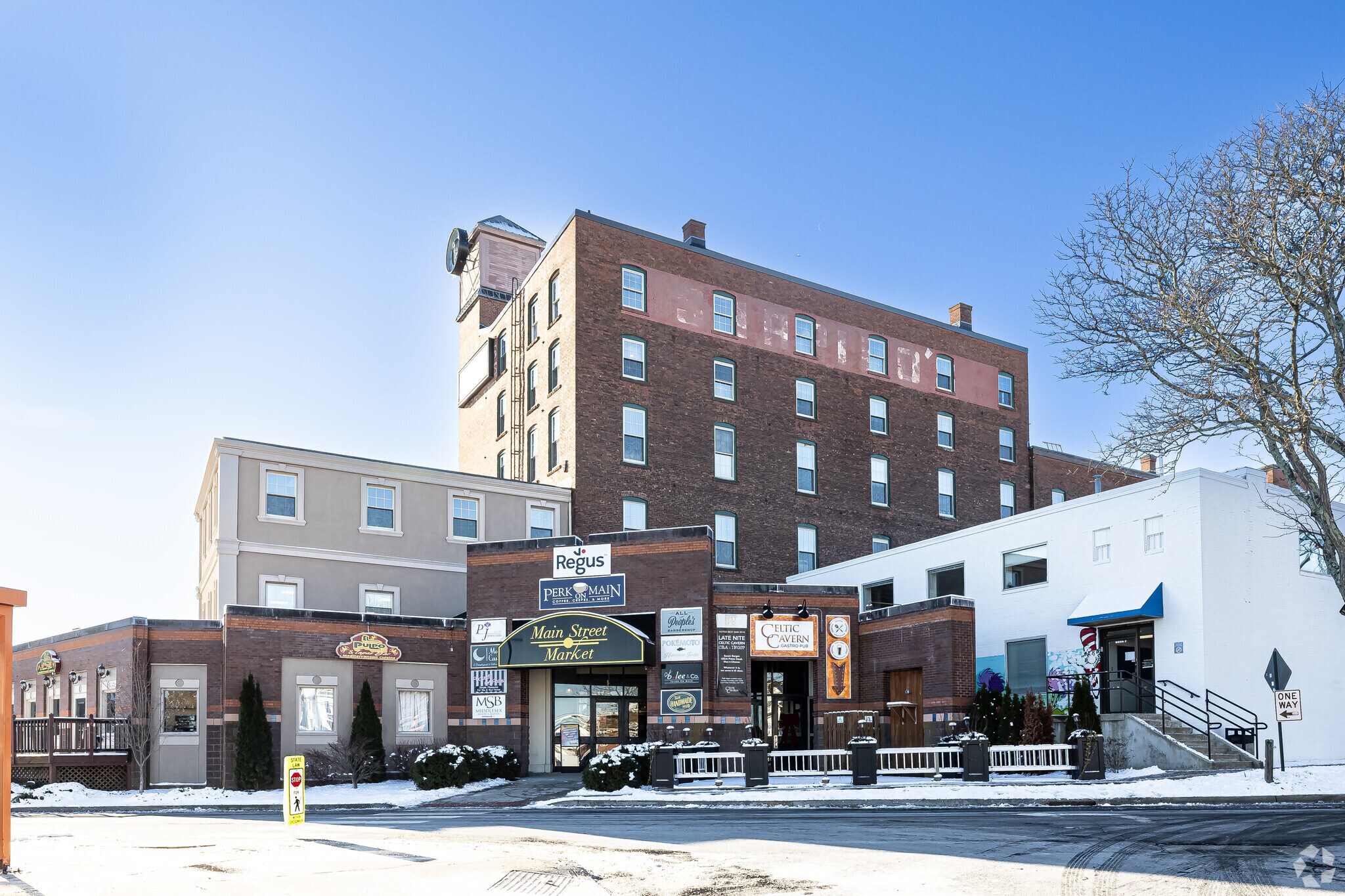 366-386 Main St, Middletown, CT à louer Photo principale– Image 1 sur 29