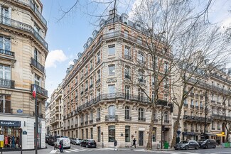 Plus de détails pour 53 Avenue Victor Hugo, Paris - Bureau à louer