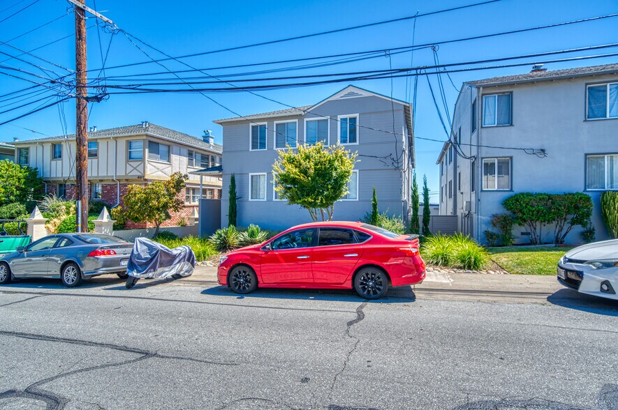 4111 Beresford St, San Mateo, CA à vendre - Photo de l’immeuble – Image 2 sur 8