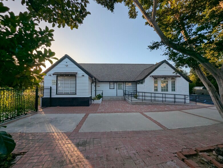 1340 Granada Ave, San Marino, CA à louer - Photo de l’immeuble – Image 1 sur 24