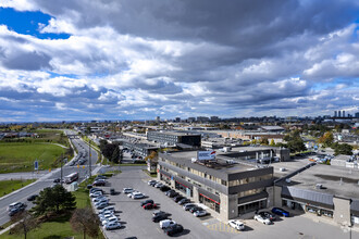 3701-3731 Chesswood Dr, Toronto, ON - VUE AÉRIENNE  vue de carte