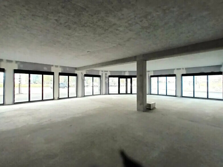 Bureau dans Le Havre à louer - Photo de l’immeuble – Image 1 sur 1