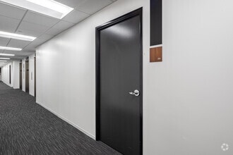 2150 Towne Centre Pl, Anaheim, CA à louer Photo intérieure– Image 2 sur 5