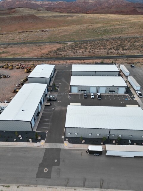 421 N 5500 W, Hurricane, UT à louer Photo principale– Image 1 sur 11