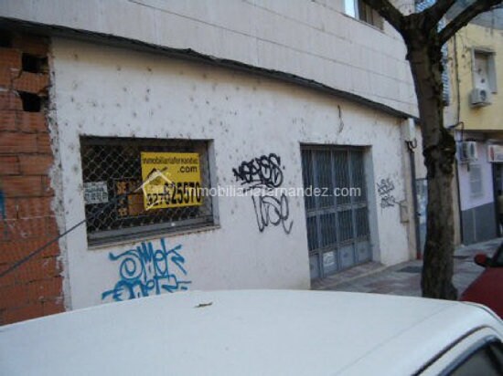 Local commercial dans Cáceres à louer - Photo de l’immeuble – Image 2 sur 2