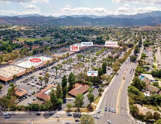 Plus de détails pour 1300-1530 N Moorpark Rd, Thousand Oaks, CA - Local commercial à louer