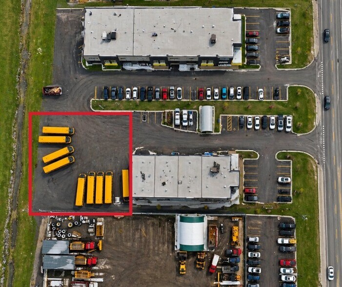 1371 Boulevard Lionel-Boulet, Varennes, QC à louer - Photo principale – Image 1 sur 1