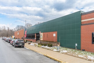 Plus de détails pour 51 Spring Valley Rd, Reading, PA - Industriel/Logistique à louer