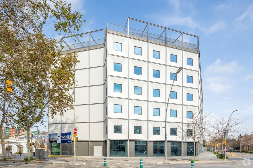 Carrer de Pere IV, 416-438, Barcelone, Barcelona à louer - Photo de l’immeuble – Image 3 sur 3