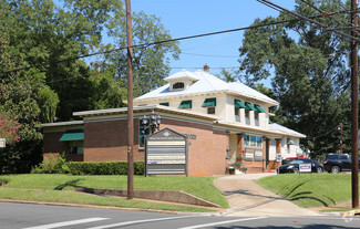 Plus de détails pour 507 E Hospital St, Nacogdoches, TX - Bureau, Bureau/Local commercial à louer