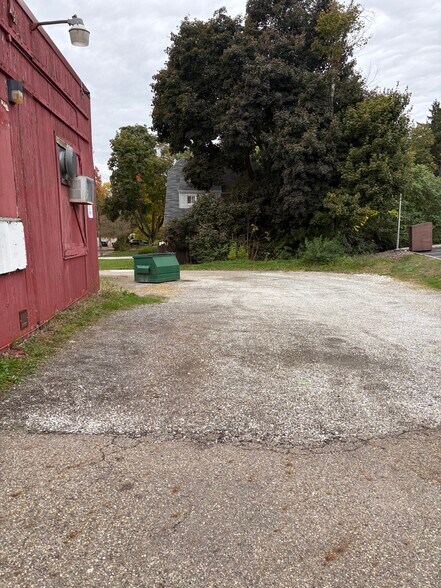 3307 Cleveland Ave NW, Canton, OH à vendre - Photo de l’immeuble – Image 3 sur 9