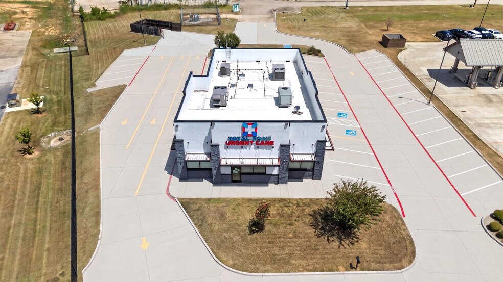 804 W Main St, Hallsville, TX à vendre - Photo de l’immeuble – Image 2 sur 7