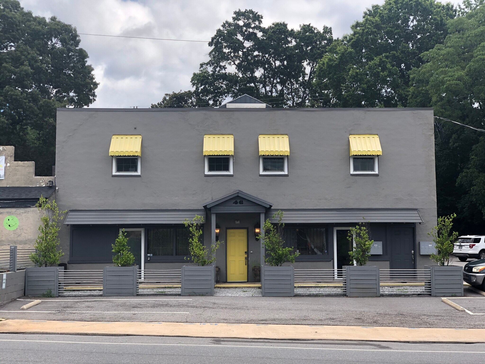 46 Lois Ave, Greenville, SC à louer Photo principale– Image 1 sur 23