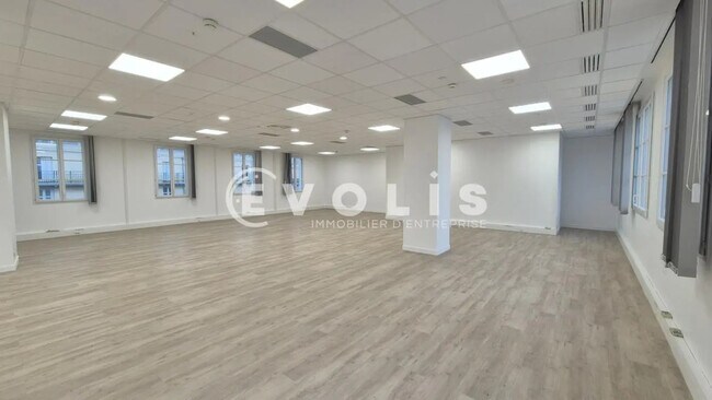 Plus de détails pour Bureau à louer