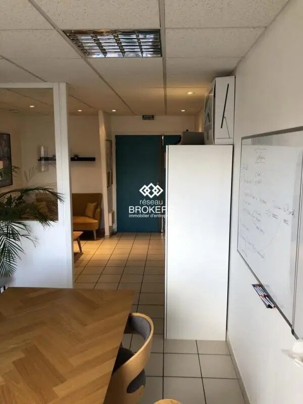 Bureau dans Échirolles à vendre Photo principale– Image 1 sur 1