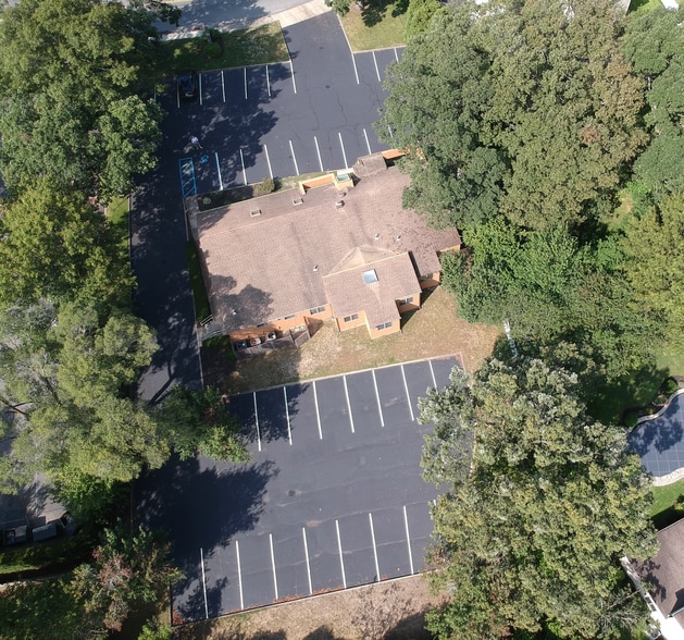 335 Terry Rd, Smithtown, NY à louer - Aérien – Image 2 sur 9