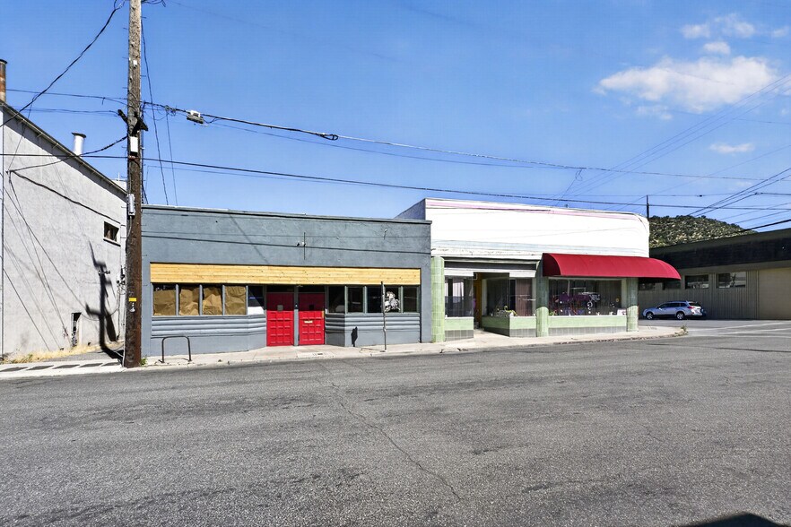 118 S Broadway St, Yreka, CA à vendre - Photo de l’immeuble – Image 2 sur 22