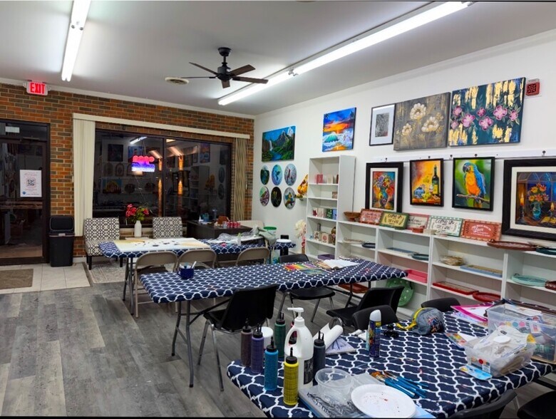 32 Foxcroft Rd, Naperville, IL à louer - Photo de l’immeuble – Image 3 sur 7