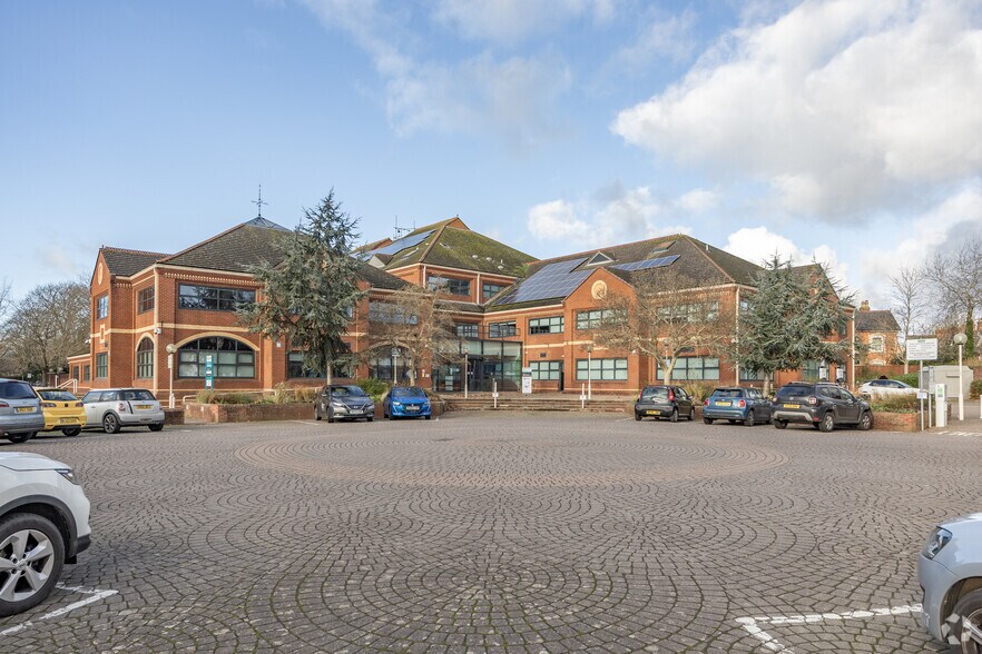 Belvedere Rd, Taunton à louer - Photo de l’immeuble – Image 3 sur 4