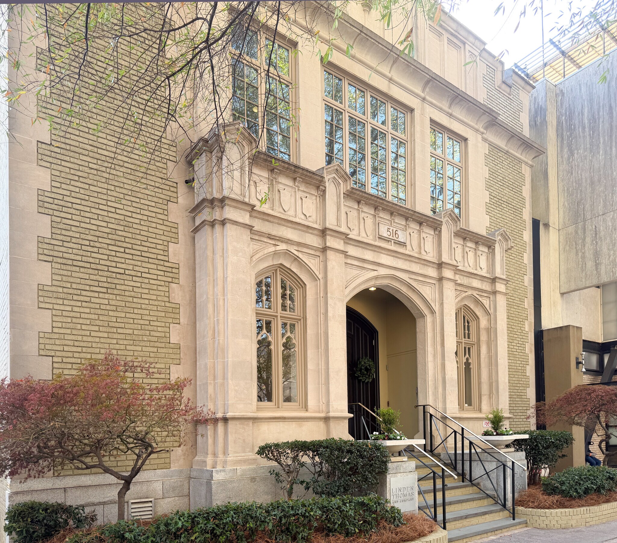 516 N Tryon St, Charlotte, NC à vendre Photo principale– Image 1 sur 11