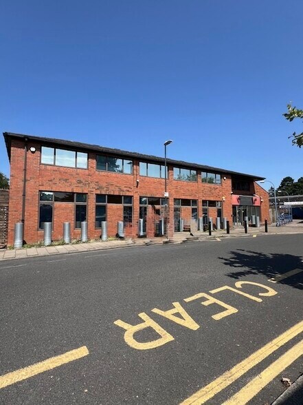 5 Cecil Park, Pinner à louer - Photo principale – Image 1 sur 2