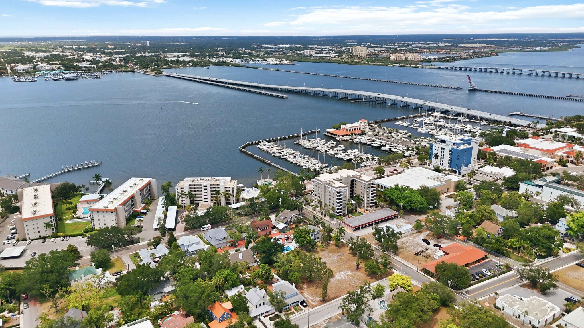 204 15th St W, Bradenton, FL à vendre Aérien– Image 1 sur 18