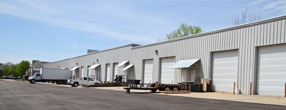 854-B Centre St, Ridgeland, MS à louer - Photo de l’immeuble – Image 2 sur 4