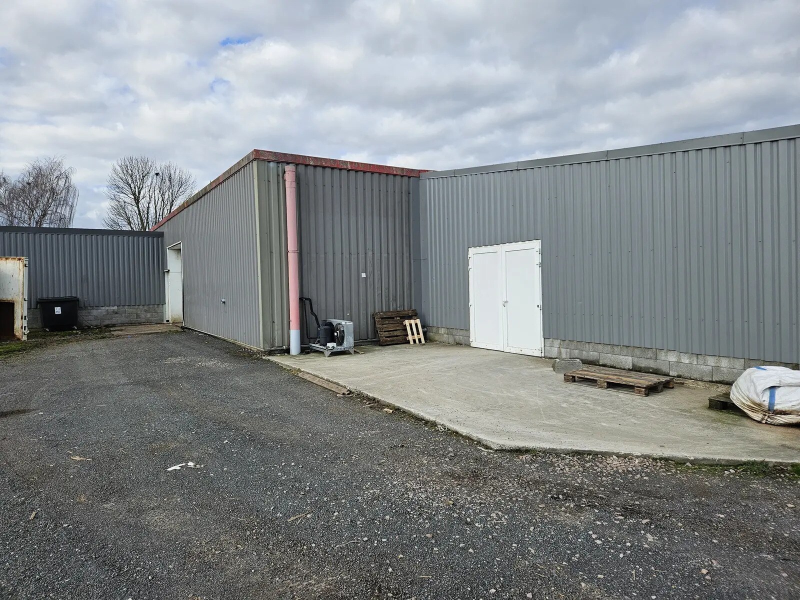 Industriel/Logistique dans Falaise à vendre Photo de l’immeuble– Image 1 sur 6