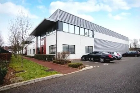 Local d’activités dans Lisses à louer - Photo de l’immeuble – Image 2 sur 5