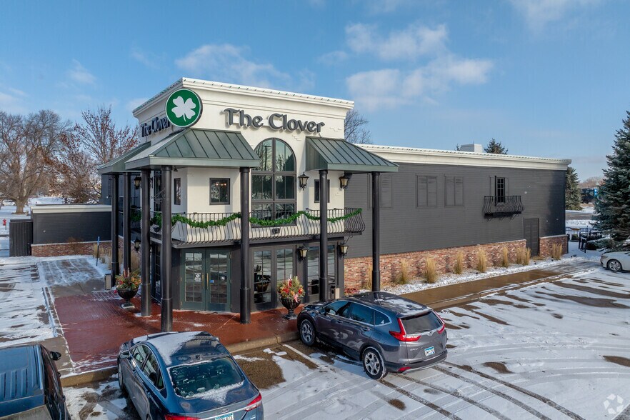 14845 S Robert Trl S, Rosemount, MN à vendre - Photo de l’immeuble – Image 2 sur 4