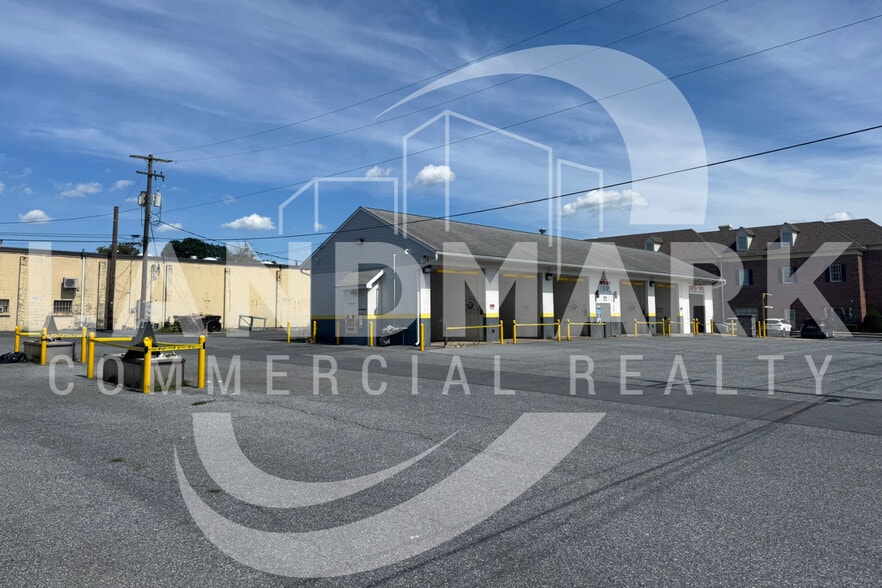 4714 Queen Ave, Harrisburg, PA à louer - Photo principale – Image 2 sur 2