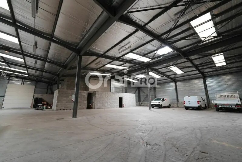 Local d'activités dans Charvieu-Chavagneux à vendre - Photo intérieure – Image 3 sur 13