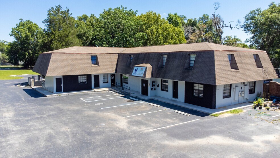 2941 NE 3rd St, Ocala, FL à vendre - Photo de l’immeuble – Image 3 sur 25