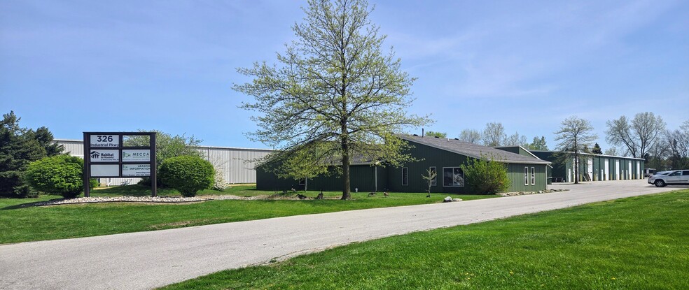 326 Industrial Pky, Bowling Green, OH à louer - Photo de l’immeuble – Image 3 sur 7