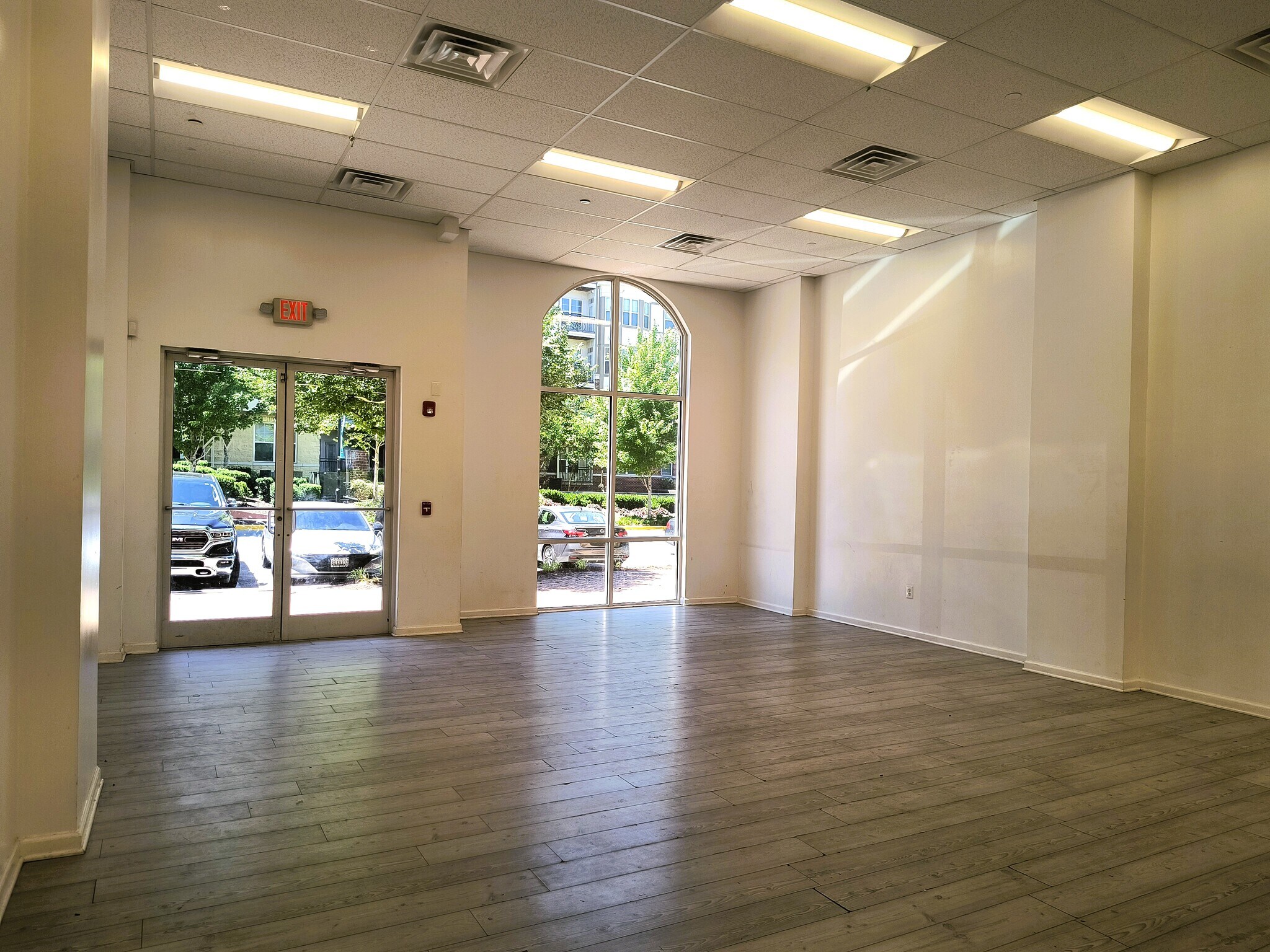 4400 Telfair Blvd, Camp Springs, MD à louer Photo de l’immeuble– Image 1 sur 20
