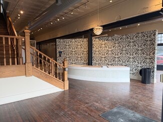 Plus de détails pour 438-440 Scott St, Covington, KY - Bureau à louer